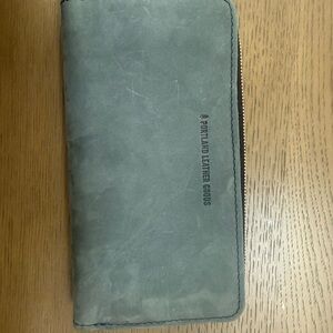 Portland Leather AP Storm Accordion Zip Wallet